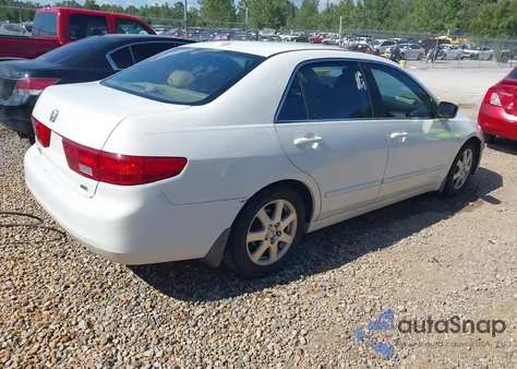 2005 Honda Accord 3.0 Ex z USA, uszkodzony, nr VIN 1HGCM66535A033553
